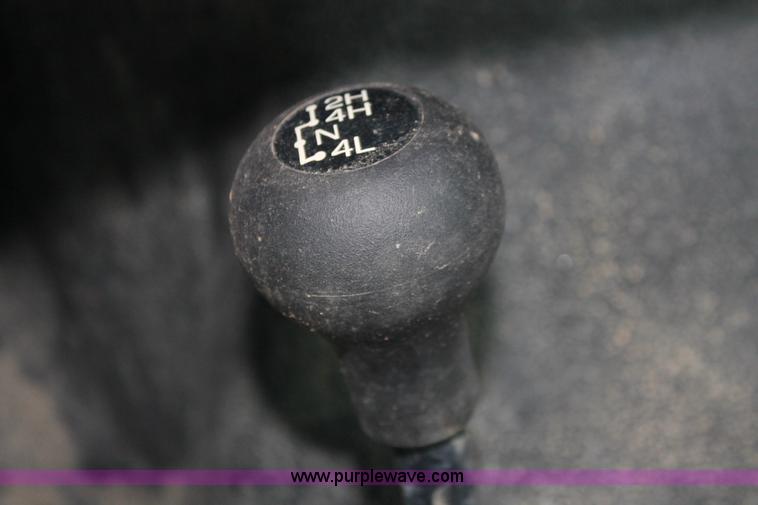 image for item E3341 2006 Ford F350 XL Super Duty service truck