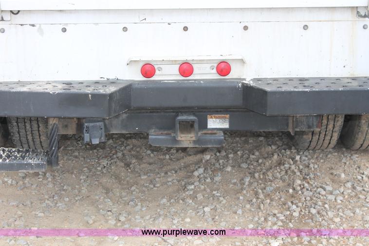 image for item E3341 2006 Ford F350 XL Super Duty service truck