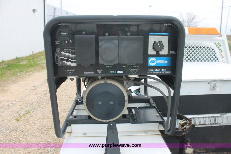 image for item E3341 2006 Ford F350 XL Super Duty service truck