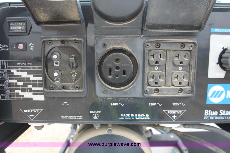 image for item E3341 2006 Ford F350 XL Super Duty service truck