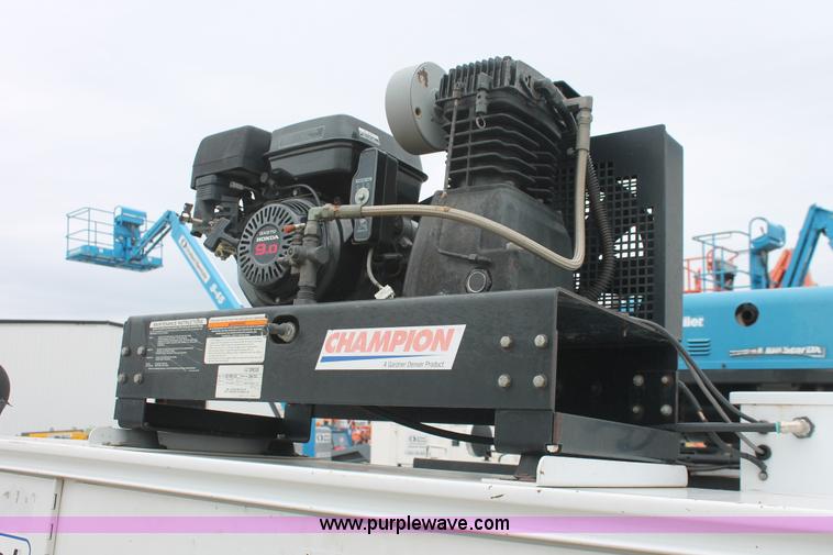 image for item E3341 2006 Ford F350 XL Super Duty service truck