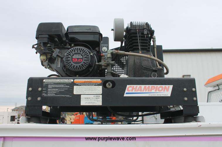 image for item E3341 2006 Ford F350 XL Super Duty service truck