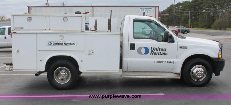 image for item E3342 2004 Ford F350 XL Super Duty service truck