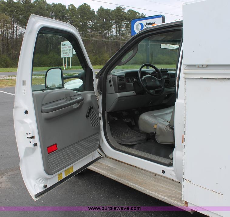 image for item E3342 2004 Ford F350 XL Super Duty service truck