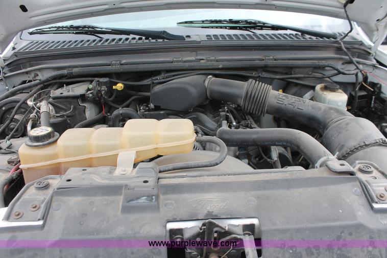 image for item E3342 2004 Ford F350 XL Super Duty service truck