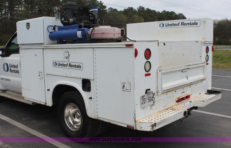 image for item E3342 2004 Ford F350 XL Super Duty service truck