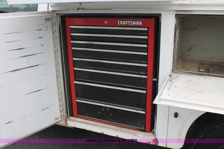 image for item E3342 2004 Ford F350 XL Super Duty service truck