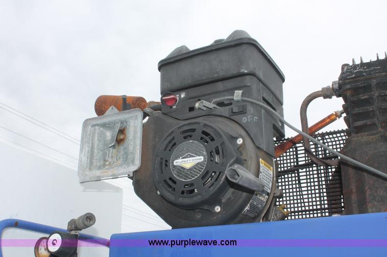 image for item E3342 2004 Ford F350 XL Super Duty service truck