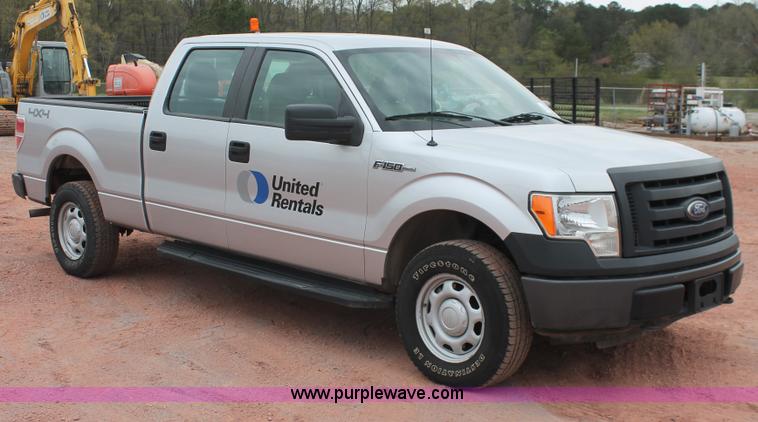 image for item E3343 2010 Ford F150 XL SuperCrew pickup truck