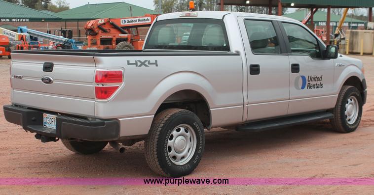 image for item E3343 2010 Ford F150 XL SuperCrew pickup truck