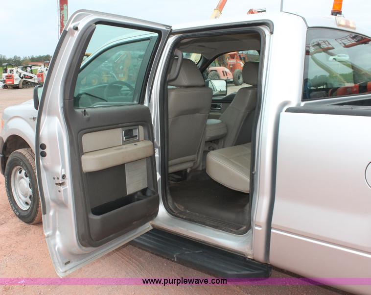 image for item E3343 2010 Ford F150 XL SuperCrew pickup truck