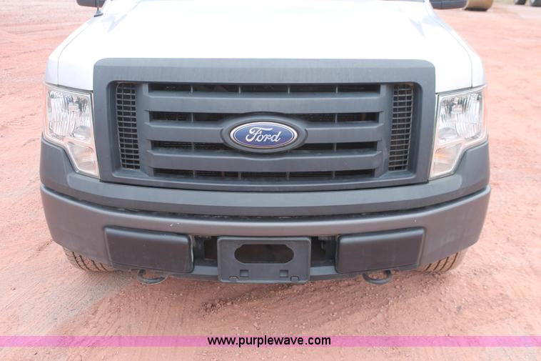 image for item E3343 2010 Ford F150 XL SuperCrew pickup truck