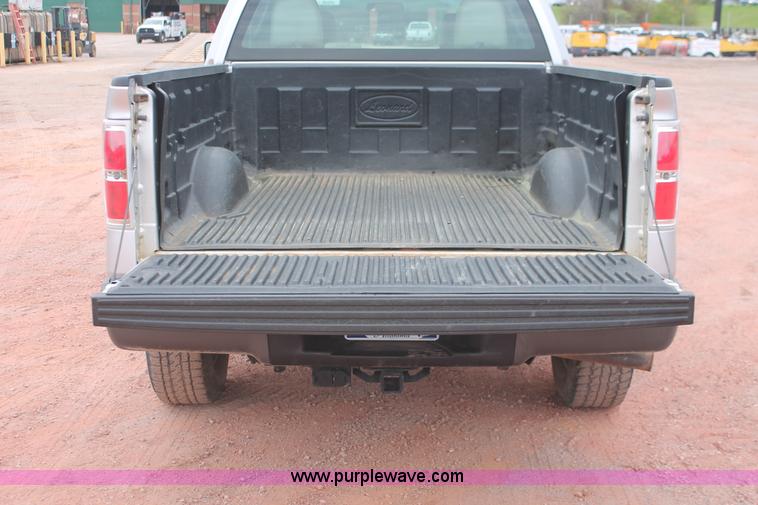 image for item E3343 2010 Ford F150 XL SuperCrew pickup truck