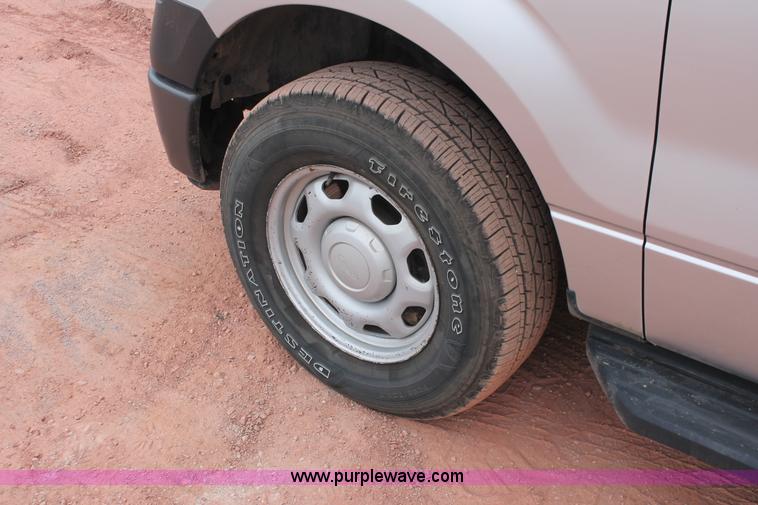 image for item E3343 2010 Ford F150 XL SuperCrew pickup truck