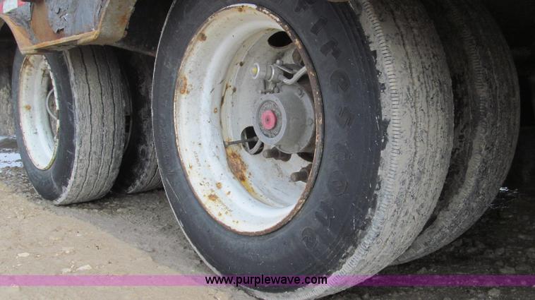 image for item E3839 2007 Ledwell Hydratail 48' tandem axle trailer