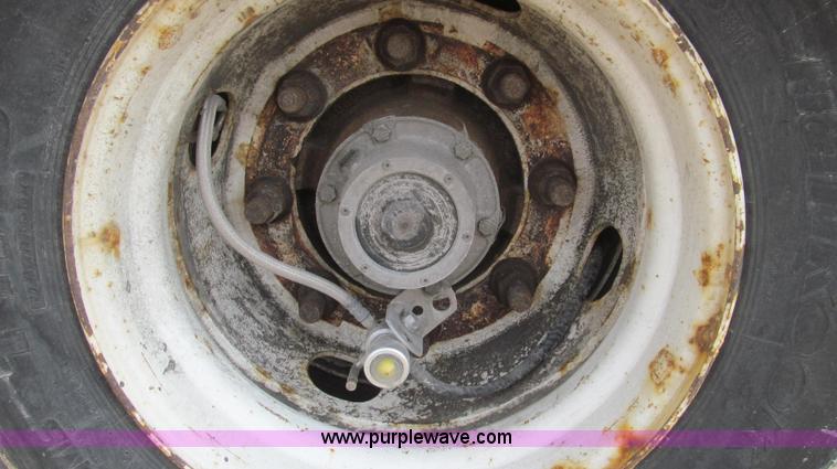 image for item E3839 2007 Ledwell Hydratail 48' tandem axle trailer