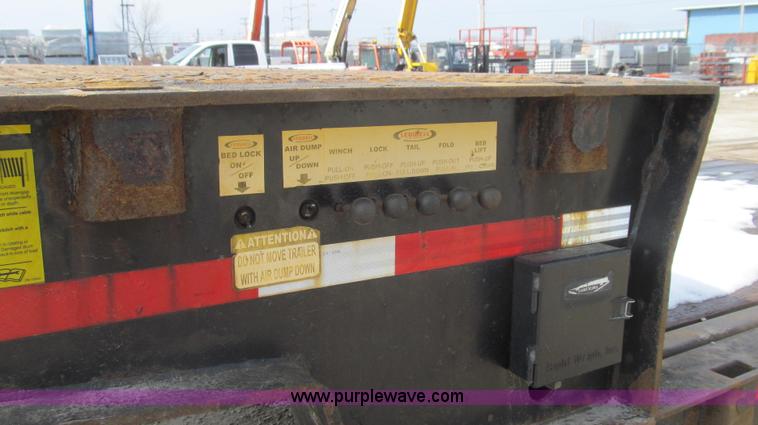 image for item E3839 2007 Ledwell Hydratail 48' tandem axle trailer