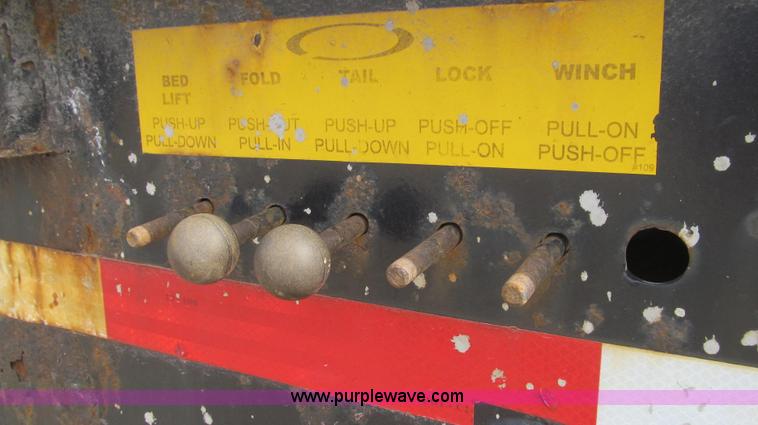 image for item E3839 2007 Ledwell Hydratail 48' tandem axle trailer