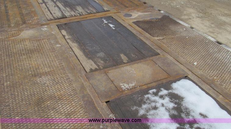 image for item E3839 2007 Ledwell Hydratail 48' tandem axle trailer