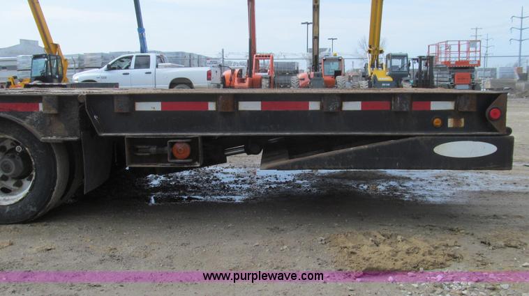image for item E3839 2007 Ledwell Hydratail 48' tandem axle trailer