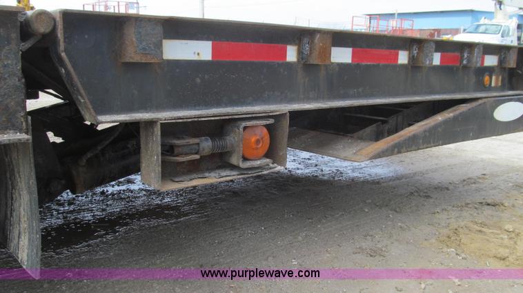 image for item E3839 2007 Ledwell Hydratail 48' tandem axle trailer