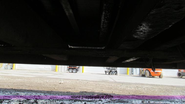 image for item E3839 2007 Ledwell Hydratail 48' tandem axle trailer