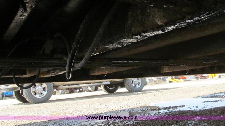 image for item E3839 2007 Ledwell Hydratail 48' tandem axle trailer