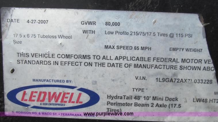 image for item E3839 2007 Ledwell Hydratail 48' tandem axle trailer