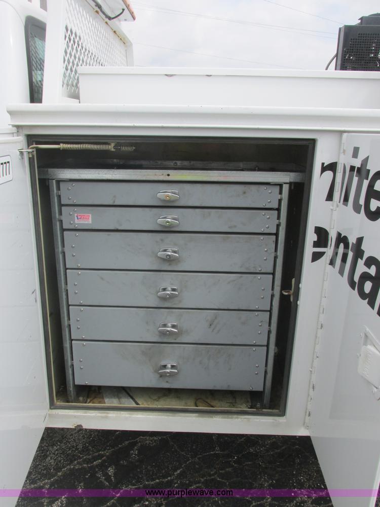 image for item E7184 2007 Ford F550 XL Super Duty service truck