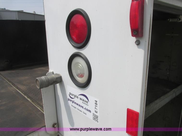 image for item E7184 2007 Ford F550 XL Super Duty service truck