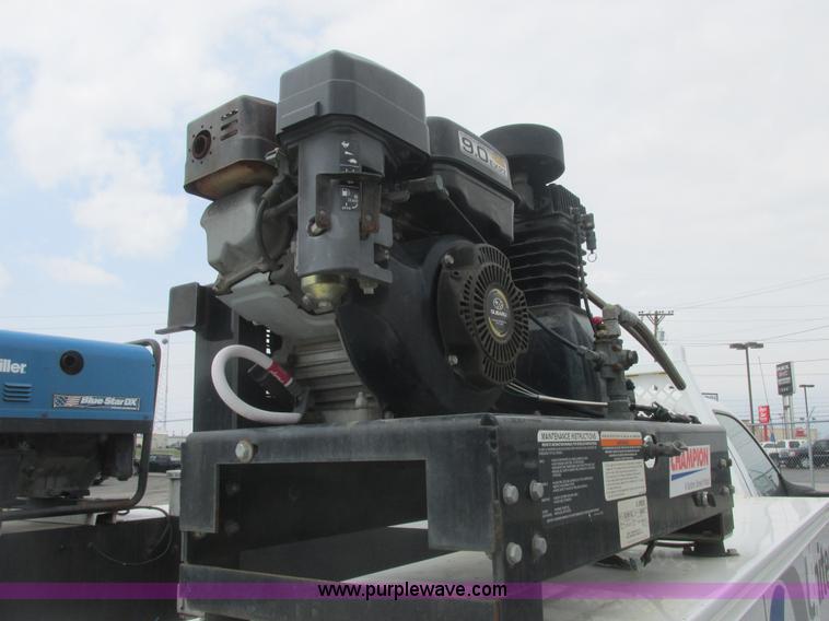 image for item E7184 2007 Ford F550 XL Super Duty service truck