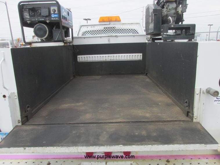 image for item E7184 2007 Ford F550 XL Super Duty service truck