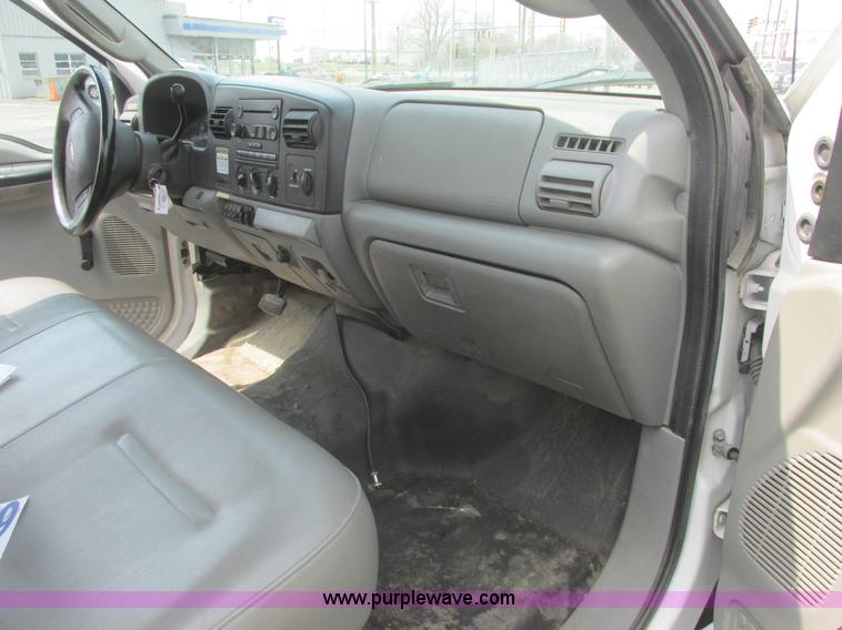 image for item E7184 2007 Ford F550 XL Super Duty service truck