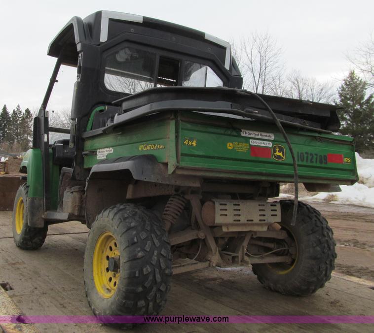 image for item F6000 John Deere Gator 620I utility vehicle