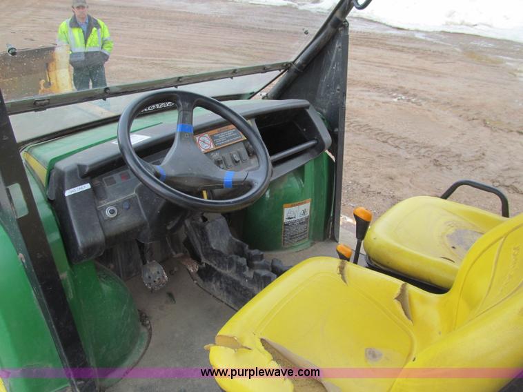 image for item F6000 John Deere Gator 620I utility vehicle