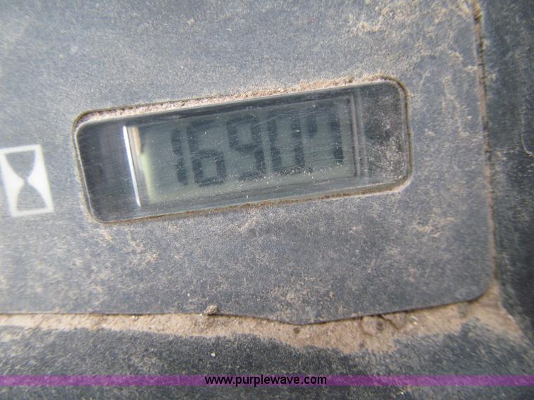 image for item F6000 John Deere Gator 620I utility vehicle