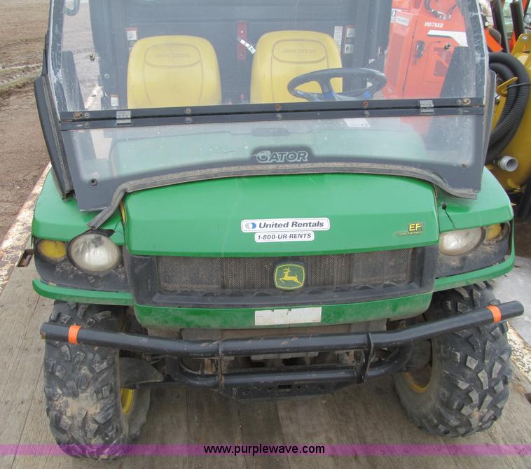 image for item F6000 John Deere Gator 620I utility vehicle