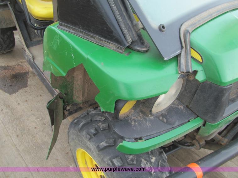 image for item F6000 John Deere Gator 620I utility vehicle