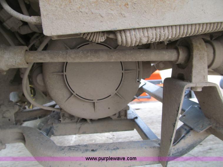 image for item F6000 John Deere Gator 620I utility vehicle