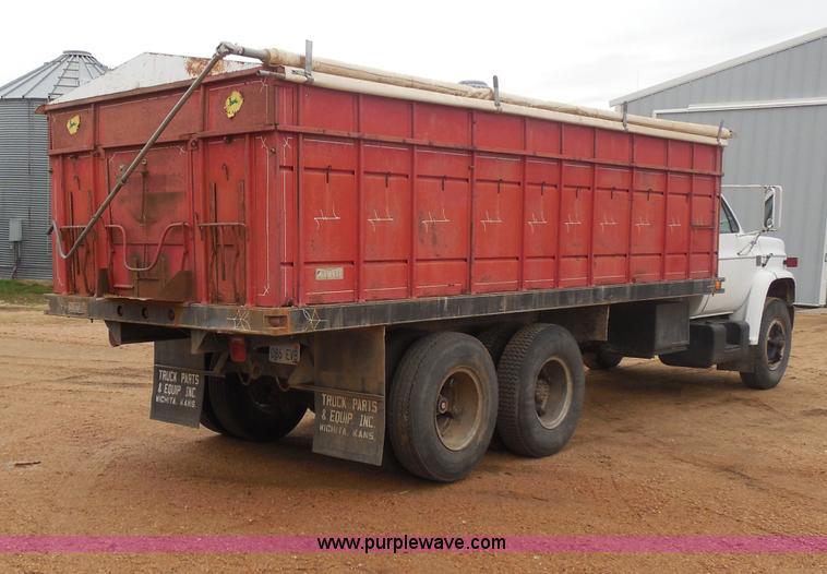image for item A5154 1976 Chevrolet C65 Custom Deluxe grain truck