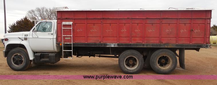 image for item A5154 1976 Chevrolet C65 Custom Deluxe grain truck