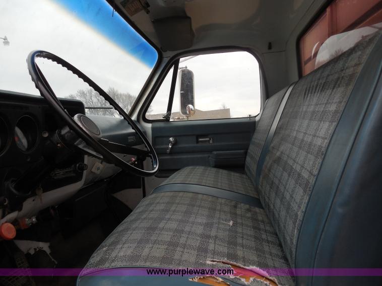 image for item A5154 1976 Chevrolet C65 Custom Deluxe grain truck