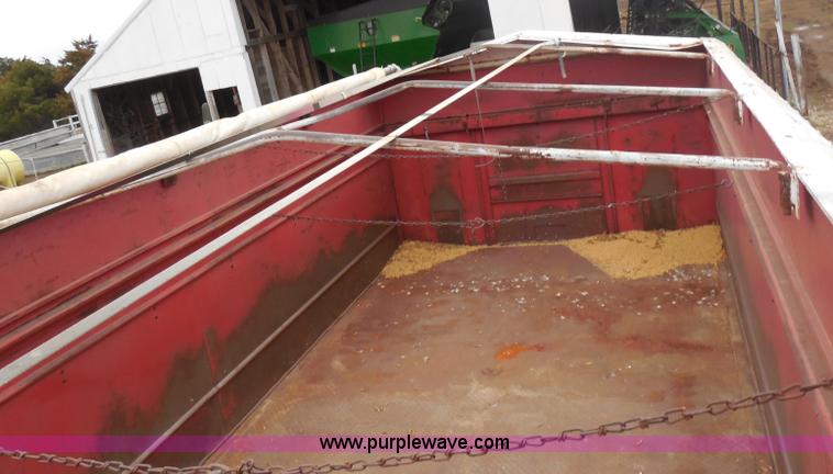 image for item A5154 1976 Chevrolet C65 Custom Deluxe grain truck