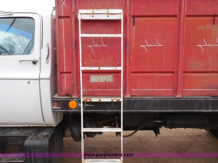 image for item A5154 1976 Chevrolet C65 Custom Deluxe grain truck