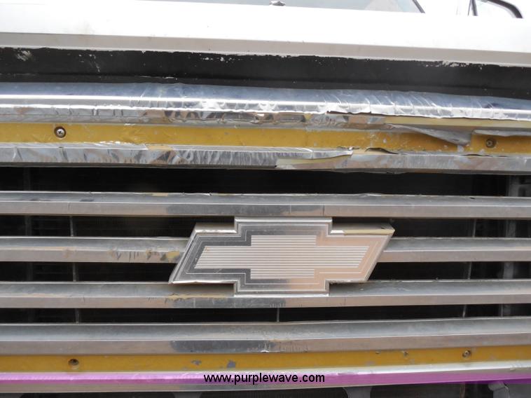 image for item A5154 1976 Chevrolet C65 Custom Deluxe grain truck