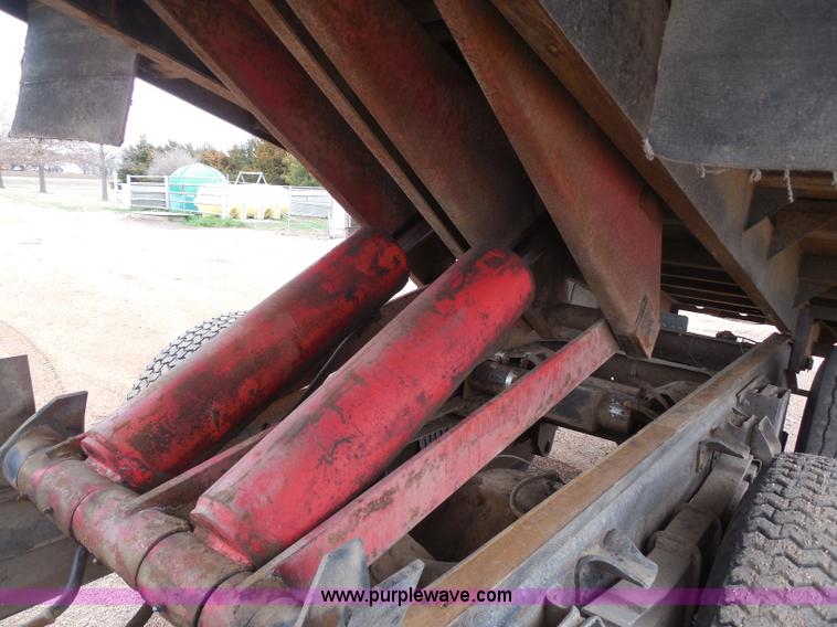 image for item A5154 1976 Chevrolet C65 Custom Deluxe grain truck