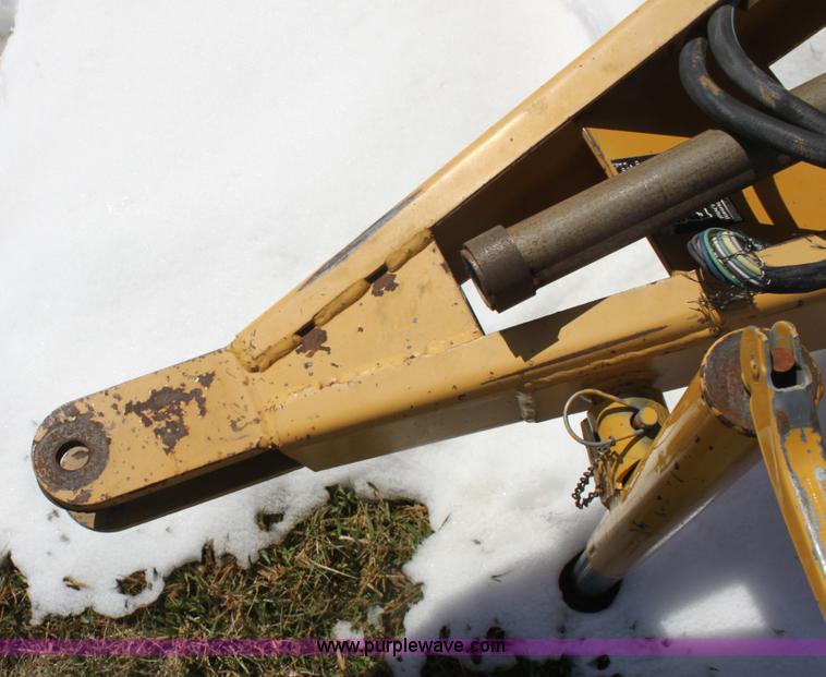 image for item AA9089 1993 Vermeer 604 Series K round baler