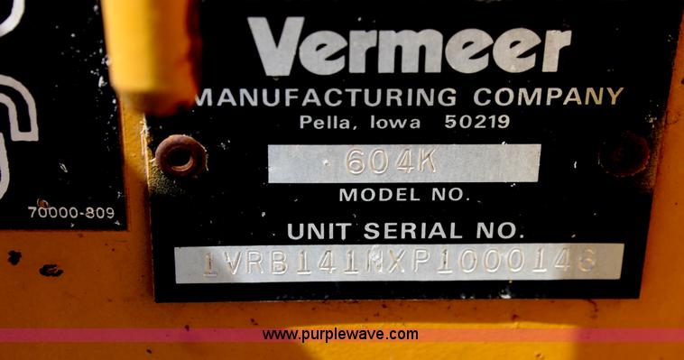 image for item AA9089 1993 Vermeer 604 Series K round baler