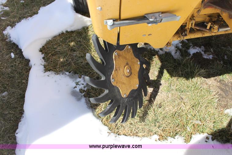 image for item AA9089 1993 Vermeer 604 Series K round baler