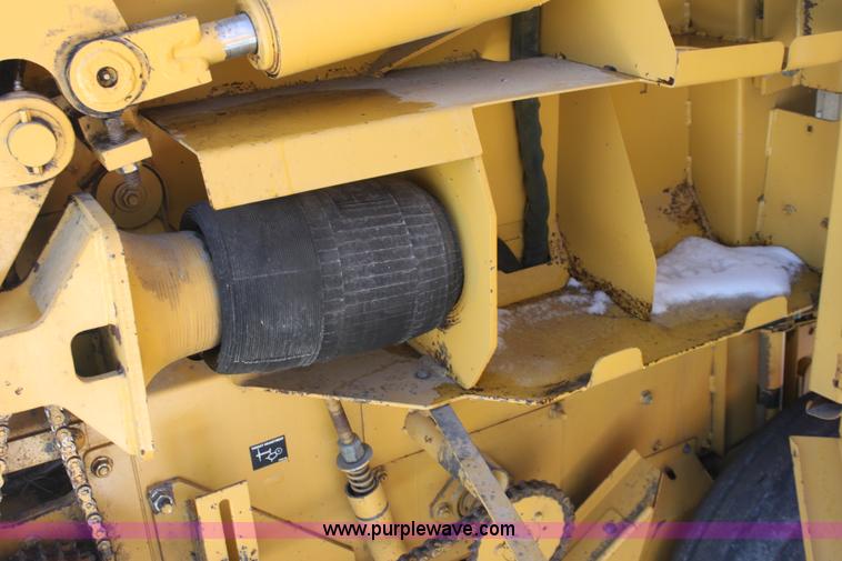 image for item AA9089 1993 Vermeer 604 Series K round baler